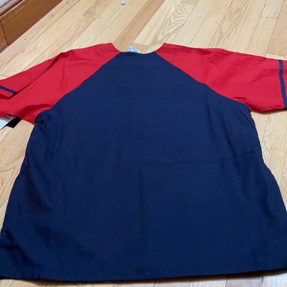 NWT Patriots Scrub Top - Picture 2 of 2